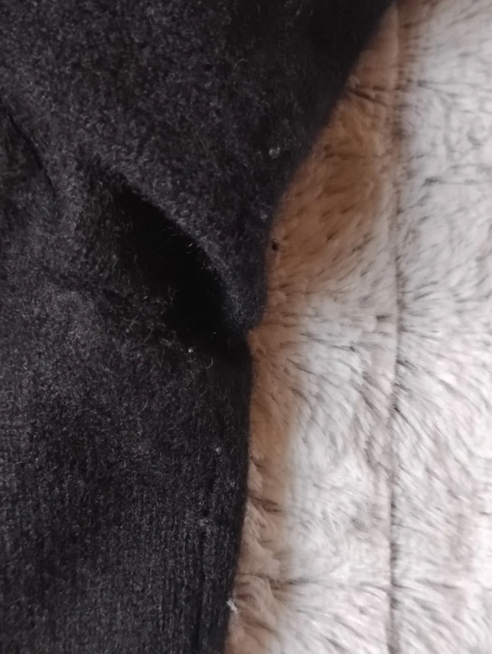 100% Cashmere- SOFT Men's Black Half-Zip Sweater